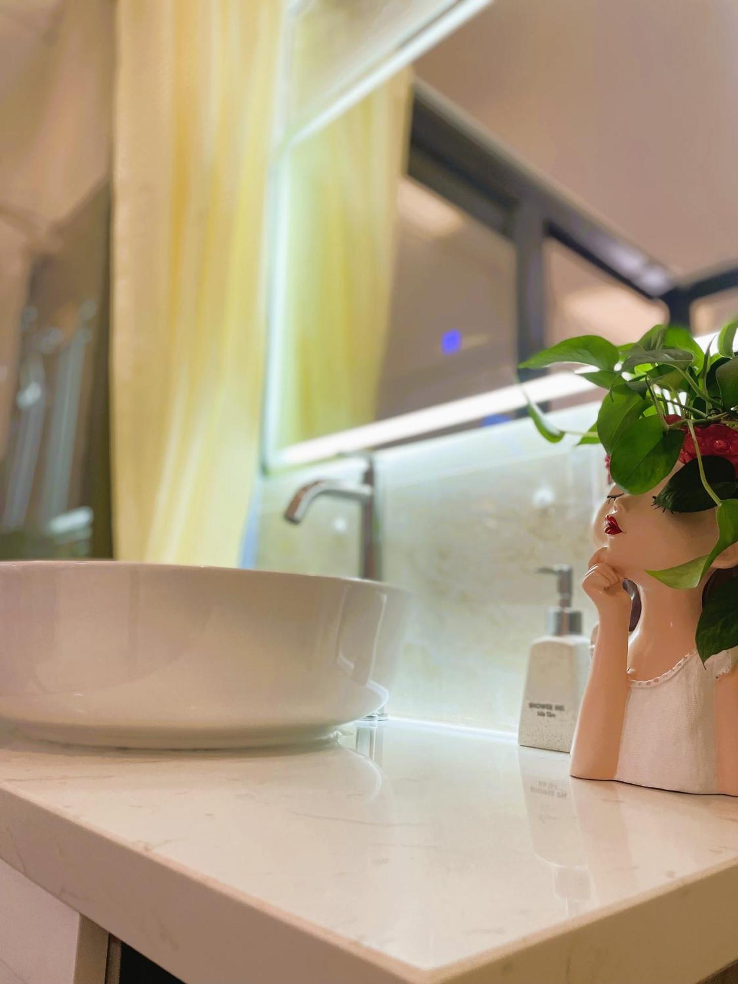 6Even Hotel - Have A Staycation In The Cafe Apartments Building Ho Chi Minh Zewnętrze zdjęcie