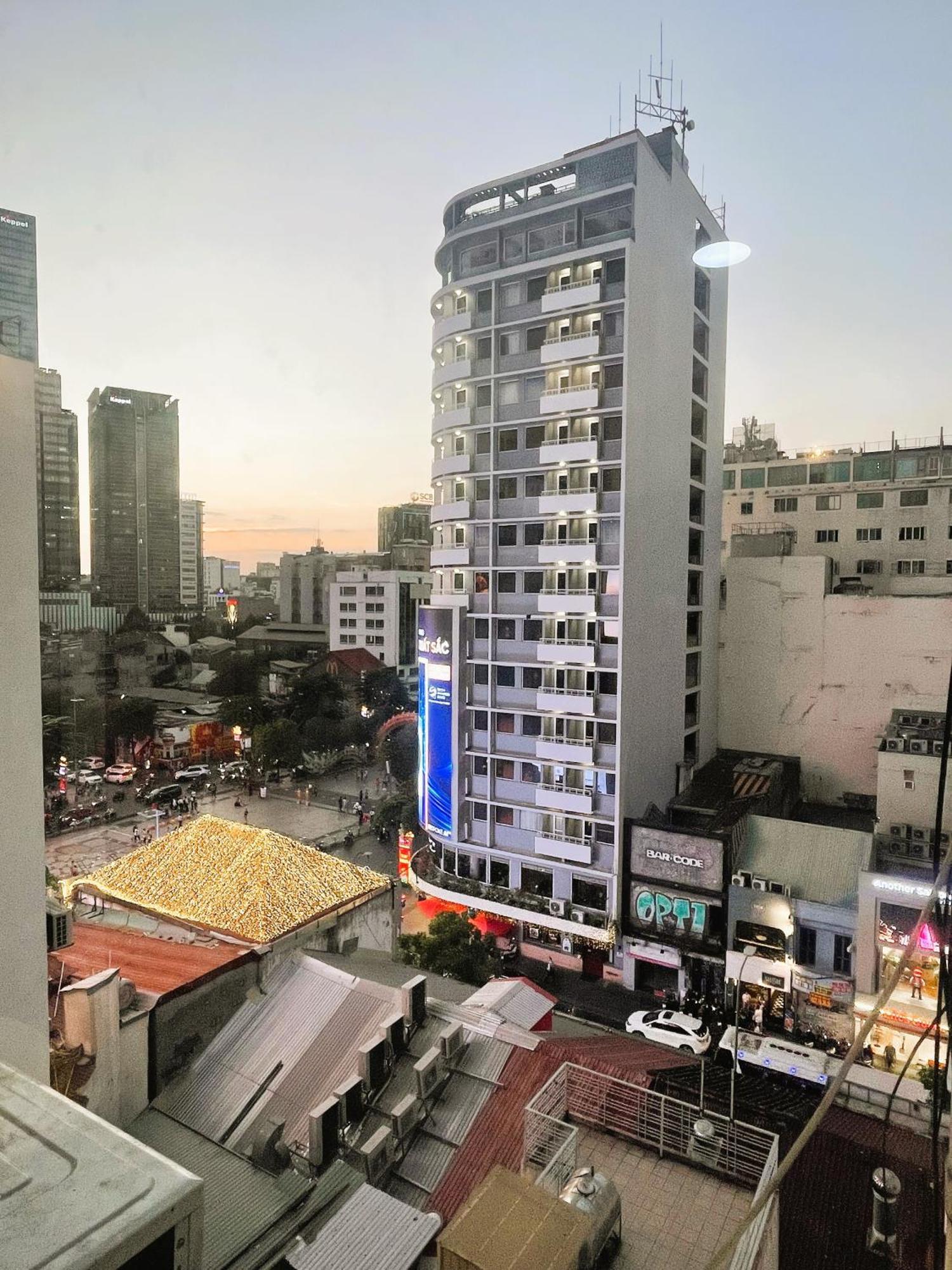 6Even Hotel - Have A Staycation In The Cafe Apartments Building Ho Chi Minh Zewnętrze zdjęcie